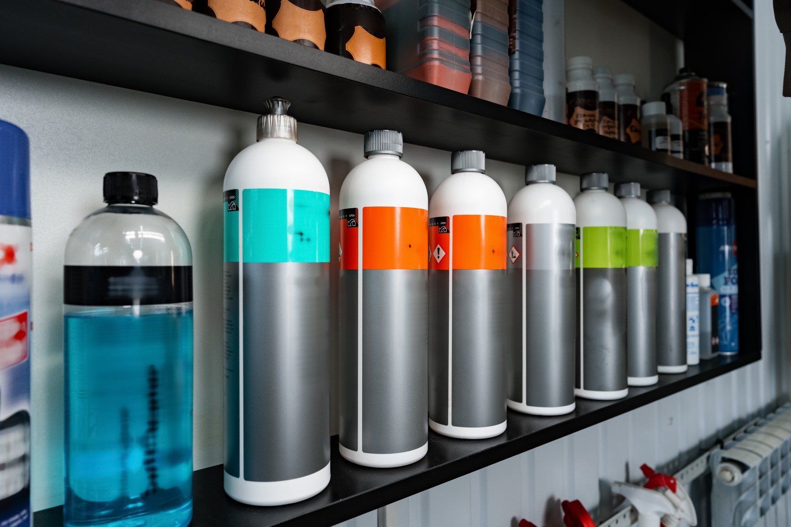 Automotive Care Product Packaging: Meeting Safety and Performance Standards